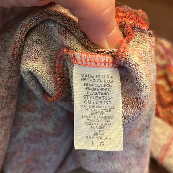 Envy Sweater Button Slit Back Womens Large Burgundy Tan Lightweight - Picture 10 of 12